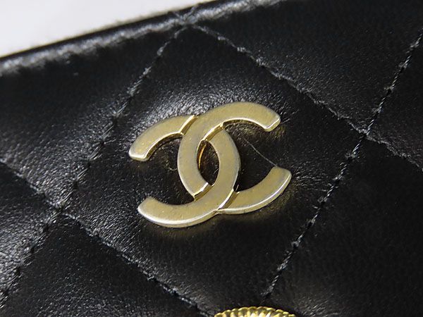 通販超特価 CHANEL - 激レア未使用 シャネル マトラッセ ココマーク