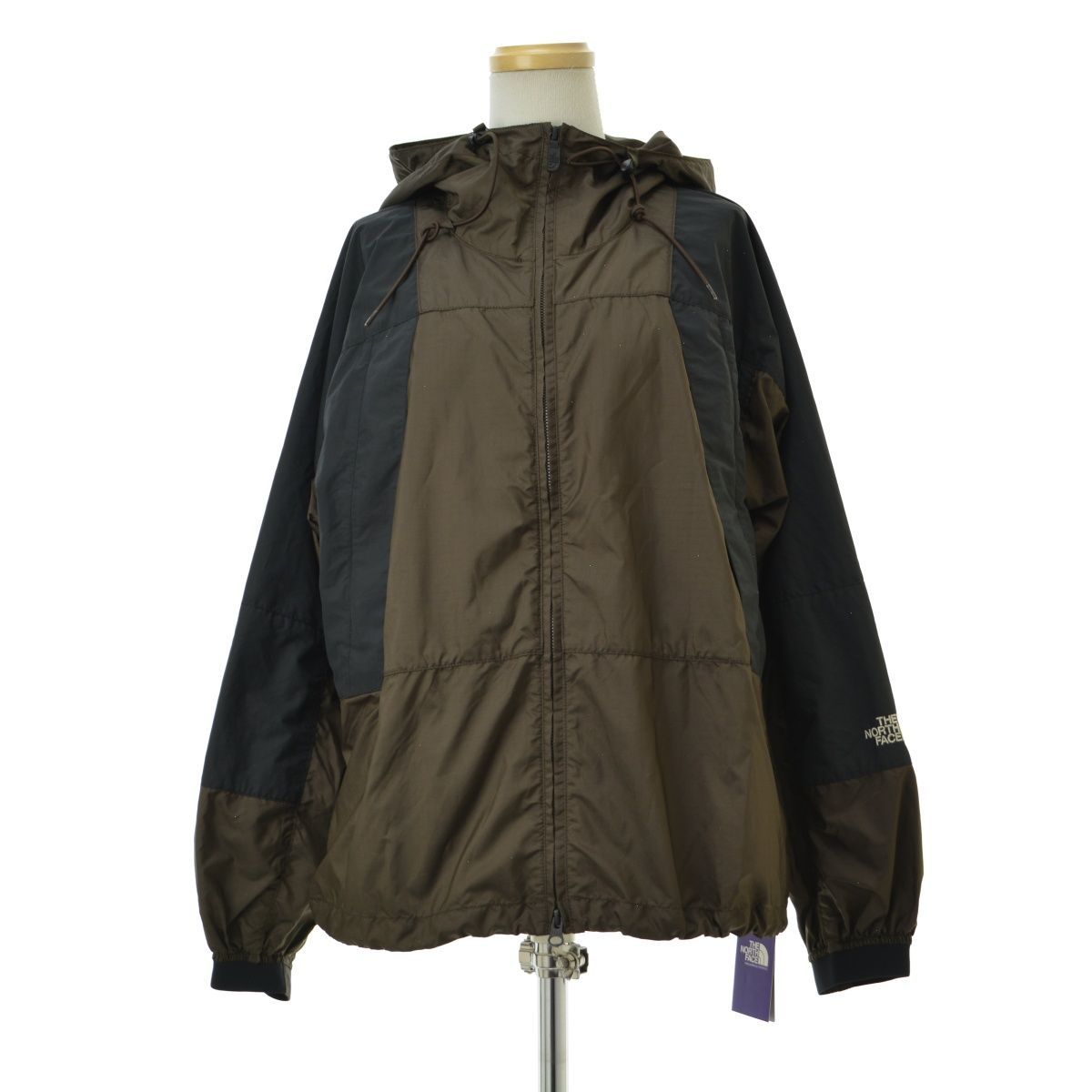 新品未使用 ビームス別注 ノースフェイス マウンテンフィールドジャケット L 黒 新品未使用 ビームス別注 ノースフェイス マウンテンフィールド