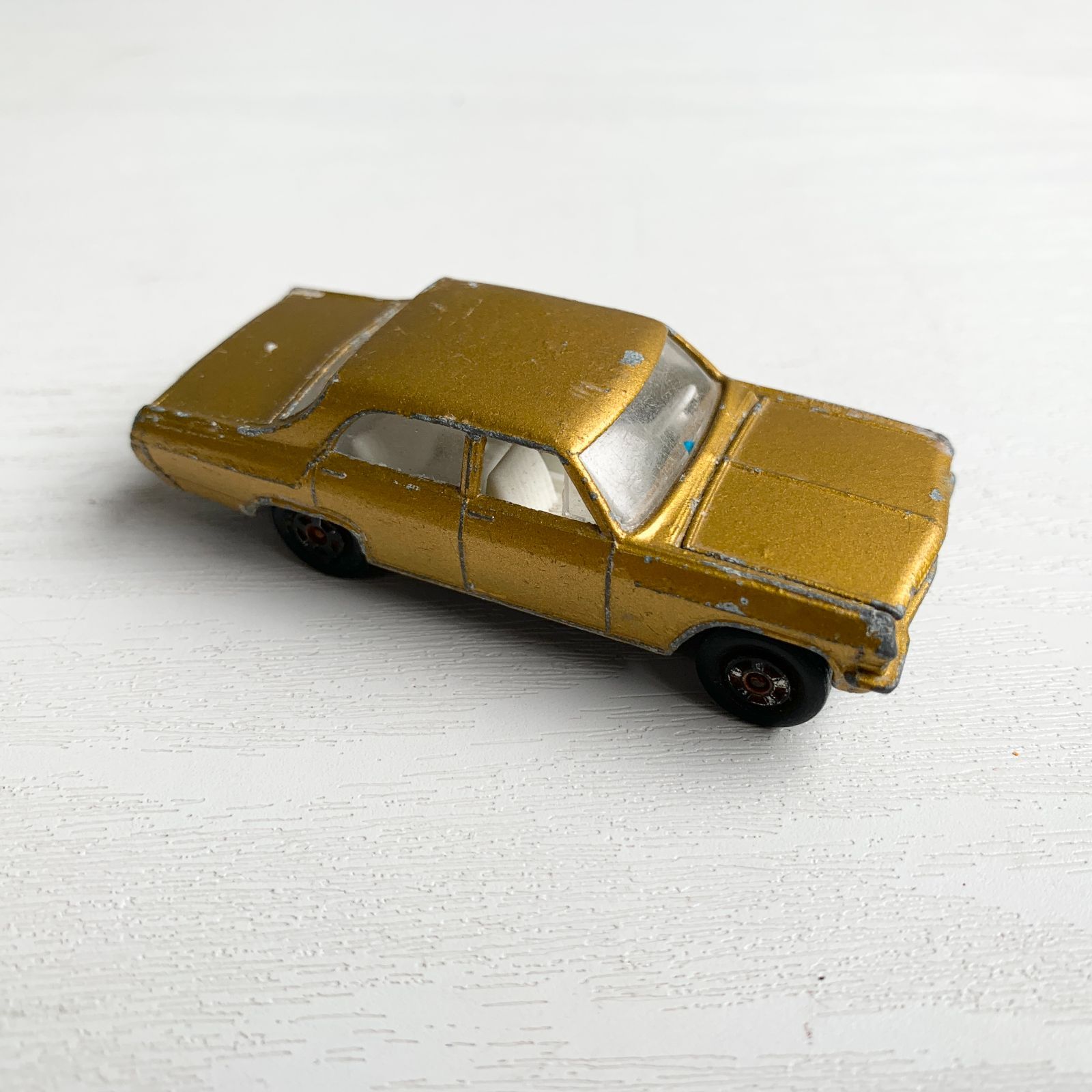 木製飼育ケージ 中型 上部開閉式 爬虫類 ライトソケット内蔵2箇所 主