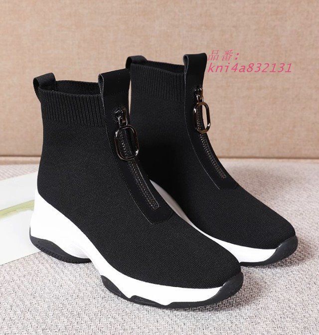 シンプル カジュアル