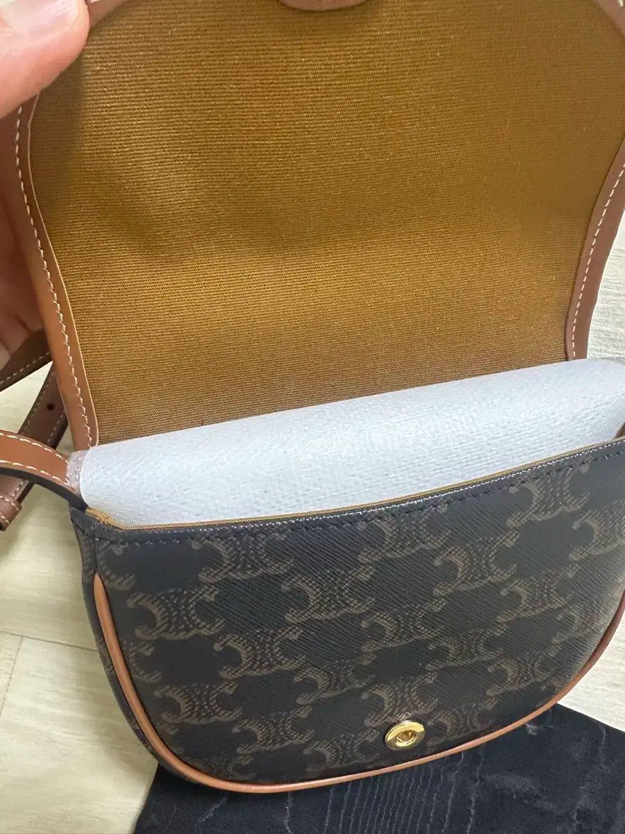 セリーヌ ツリー