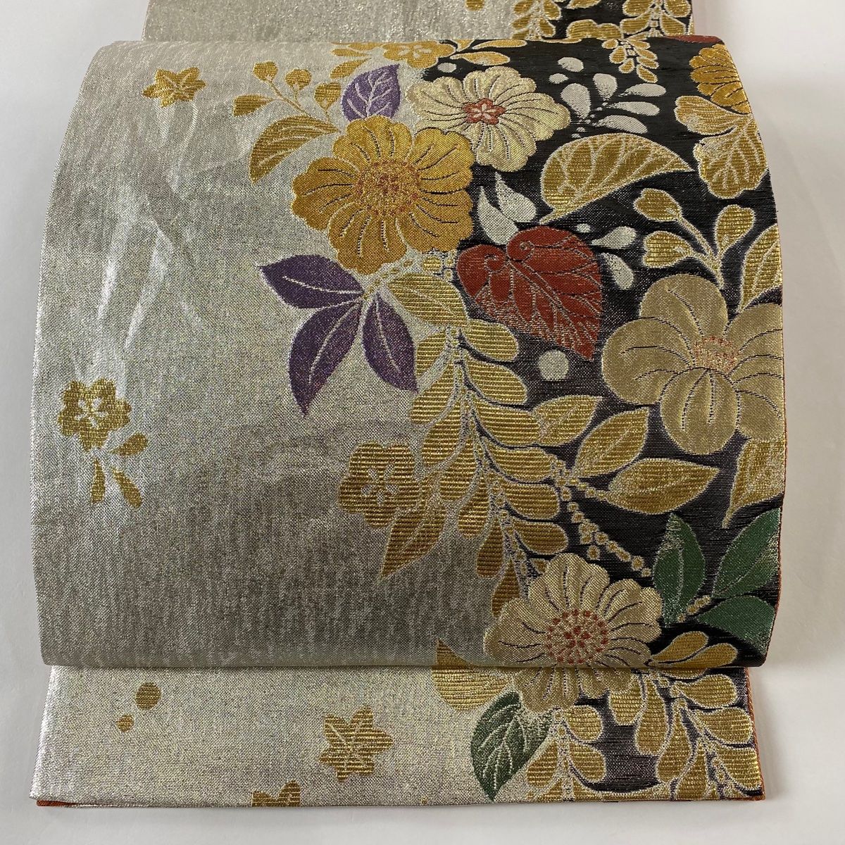袋帯 美品 秀品 鈴乃屋 振袖向き 草花 箔 金銀糸 黒 六通 正絹