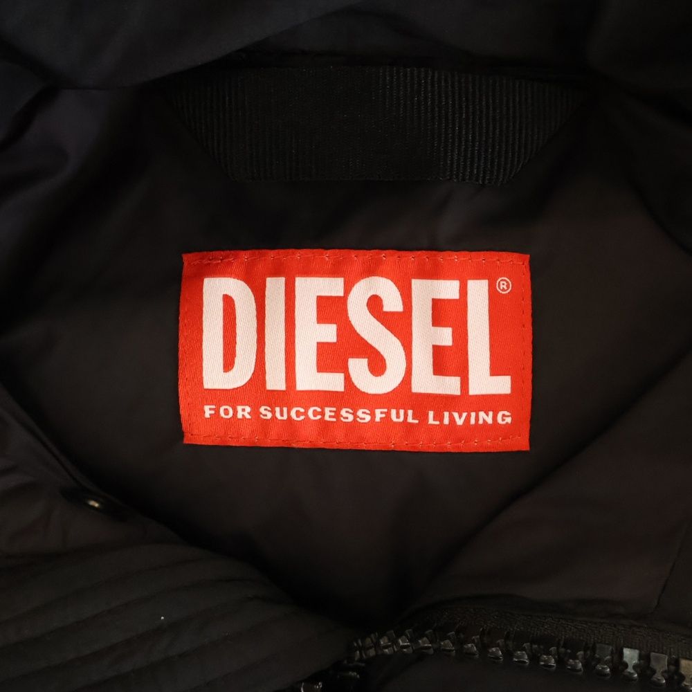 DIESEL (ディーゼル) Dロゴ フーデッド ダウンベストジャケット 