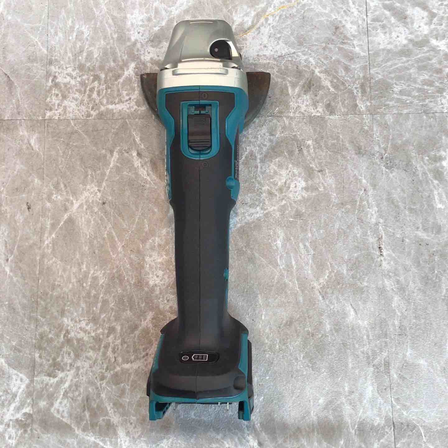 makita 100mmコードレスディスクグラインダ