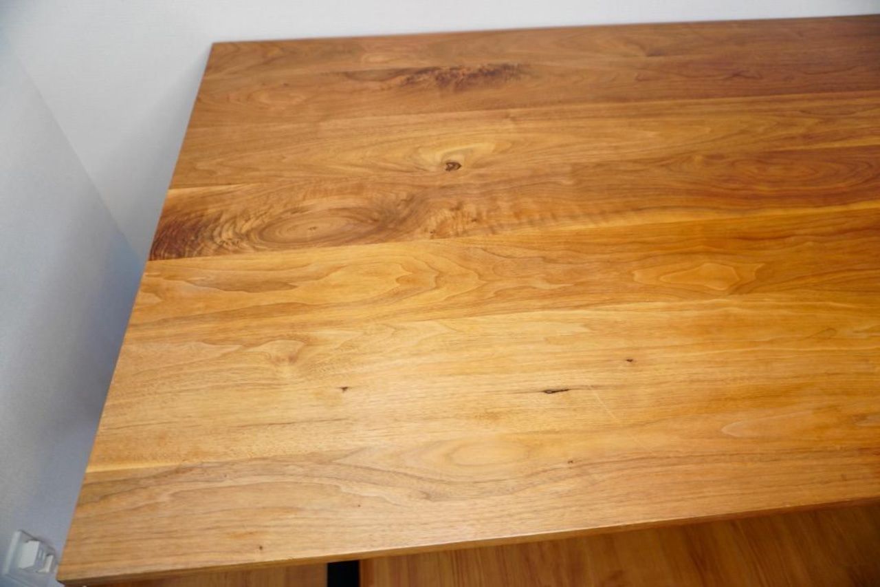 ダイニングテーブル