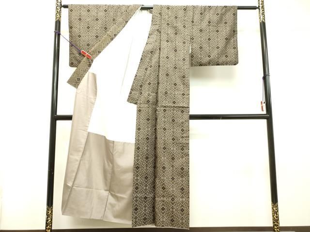 平和屋着物○希少 本場大島紬 龍郷絣 7マルキ 花菱文 正絹 逸品  