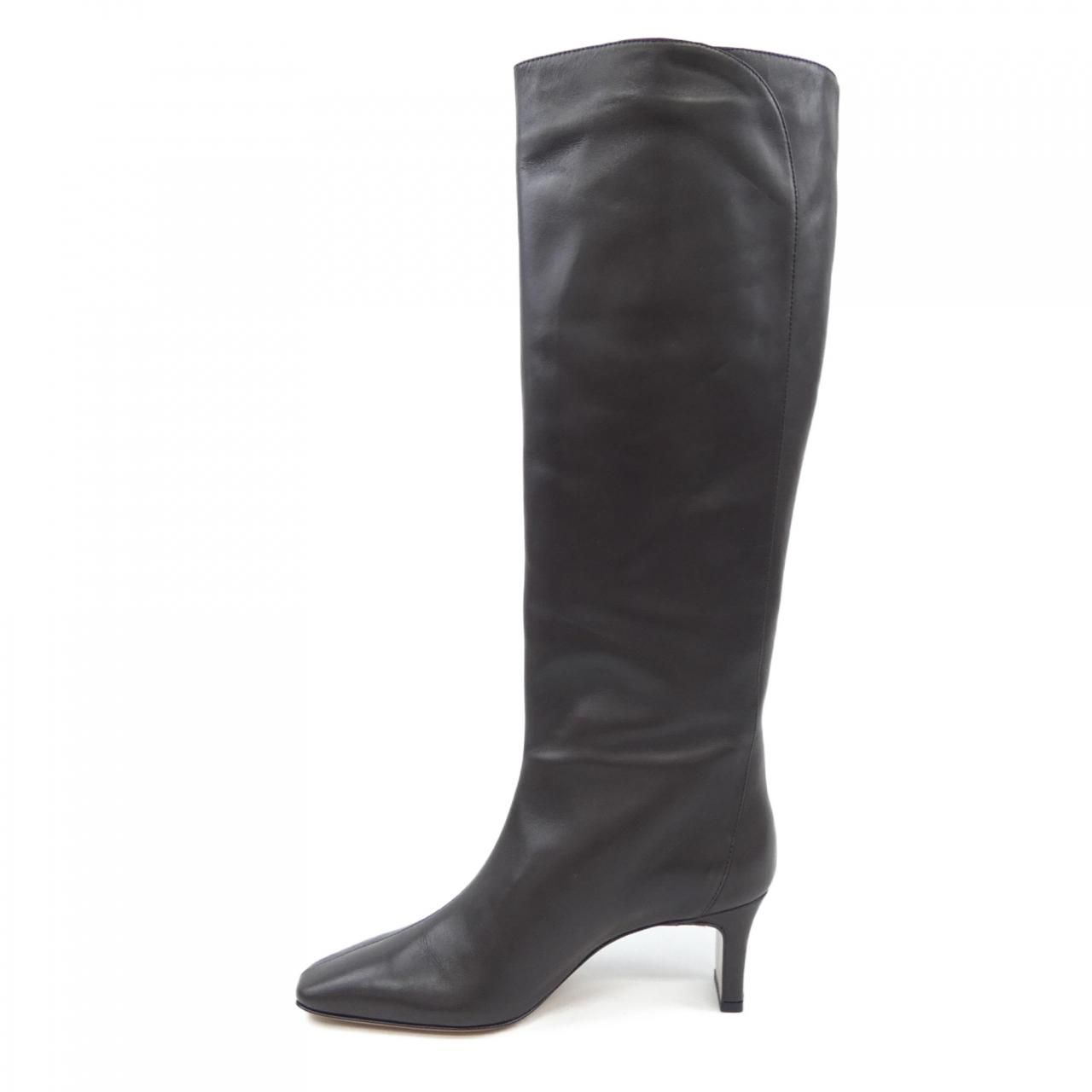 ファビオルスコーニ