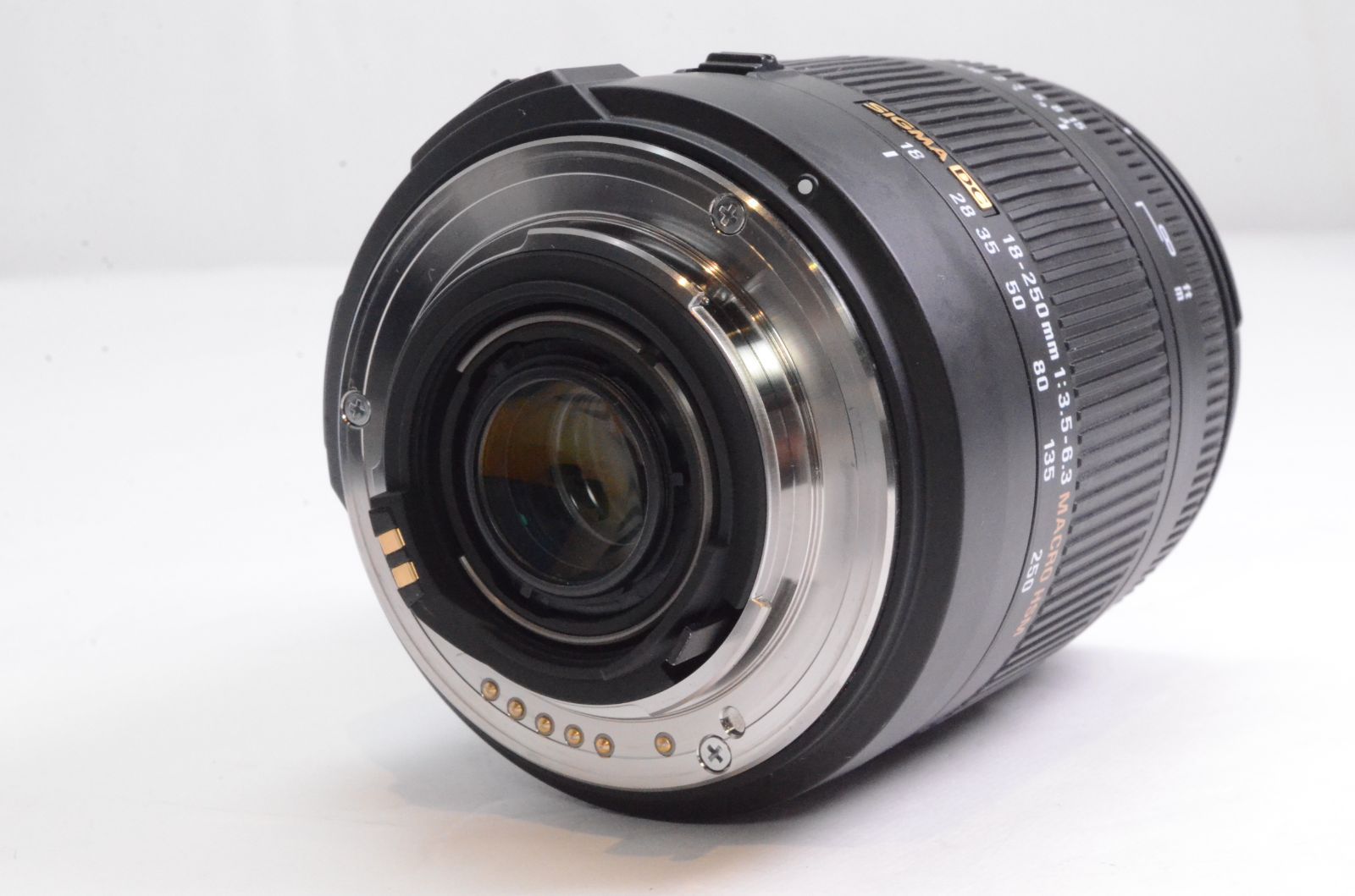 18-250mm F3.5-6.3