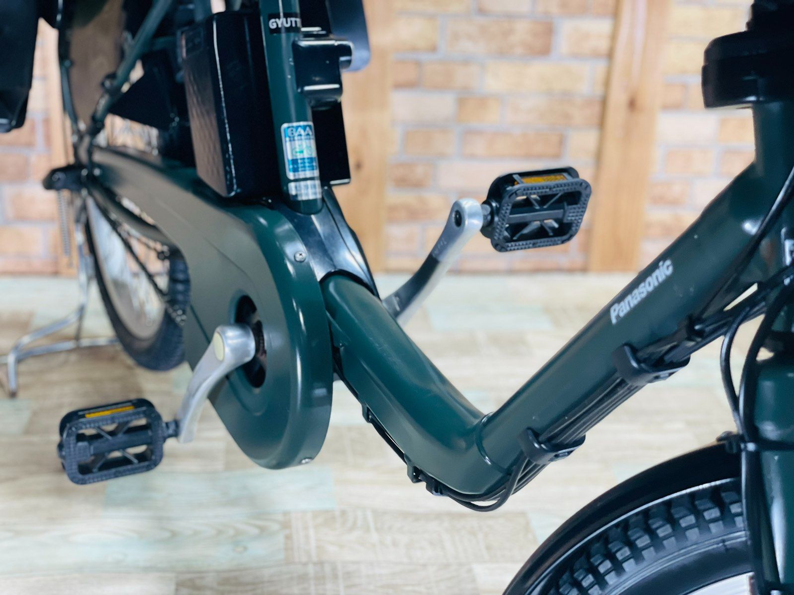 No1モデル ギュット2017年モデル⭐️ ダークグリーン 子供乗せ Y1815 No1モデル ギュット2017年モデル⭐️ ダークグリーン 子供乗せ Y1815