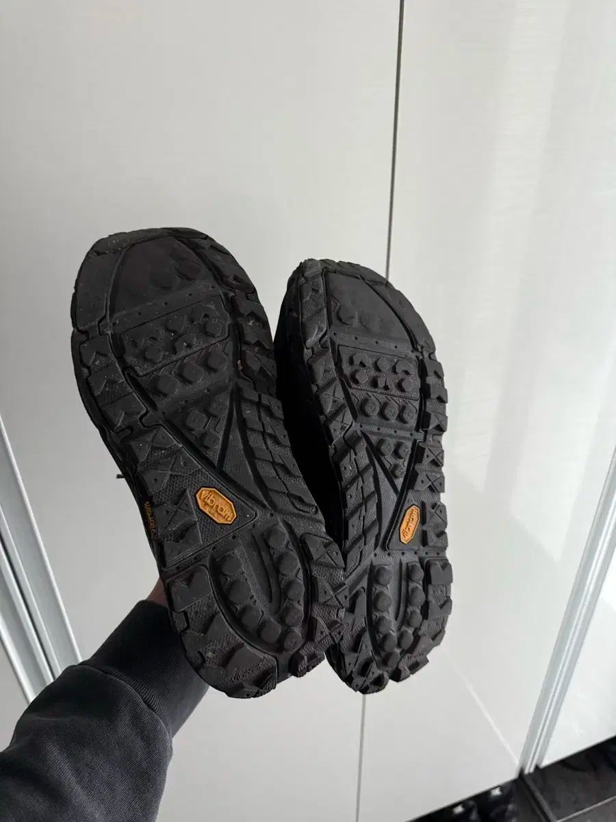 ホカ トー サミット2 ブラック 265