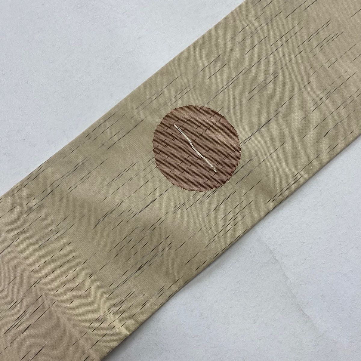 全通　ベージュ 曲線　名古屋帯　美品　正絹 名古屋帯 八寸帯 正絹 全通柄 ベージュ 無地 うさぎ 長さ372cm