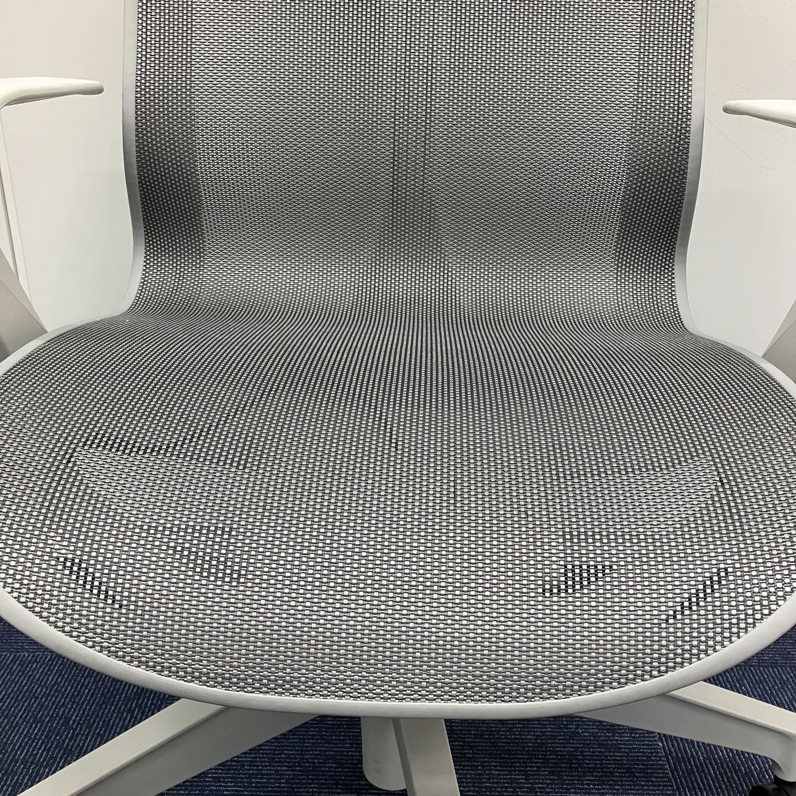 中古 S(美品)】Cosm Chairs(コズムチェア) FLC142YFP 98 98 VPR