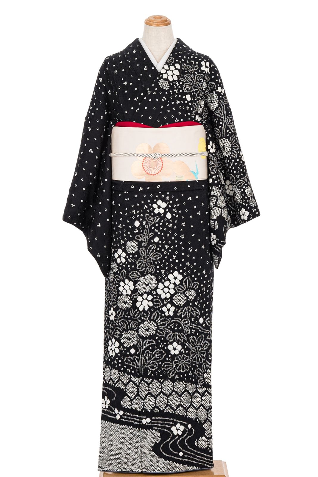 訪問着 総絞り 流水に花と亀甲 - メルカリ