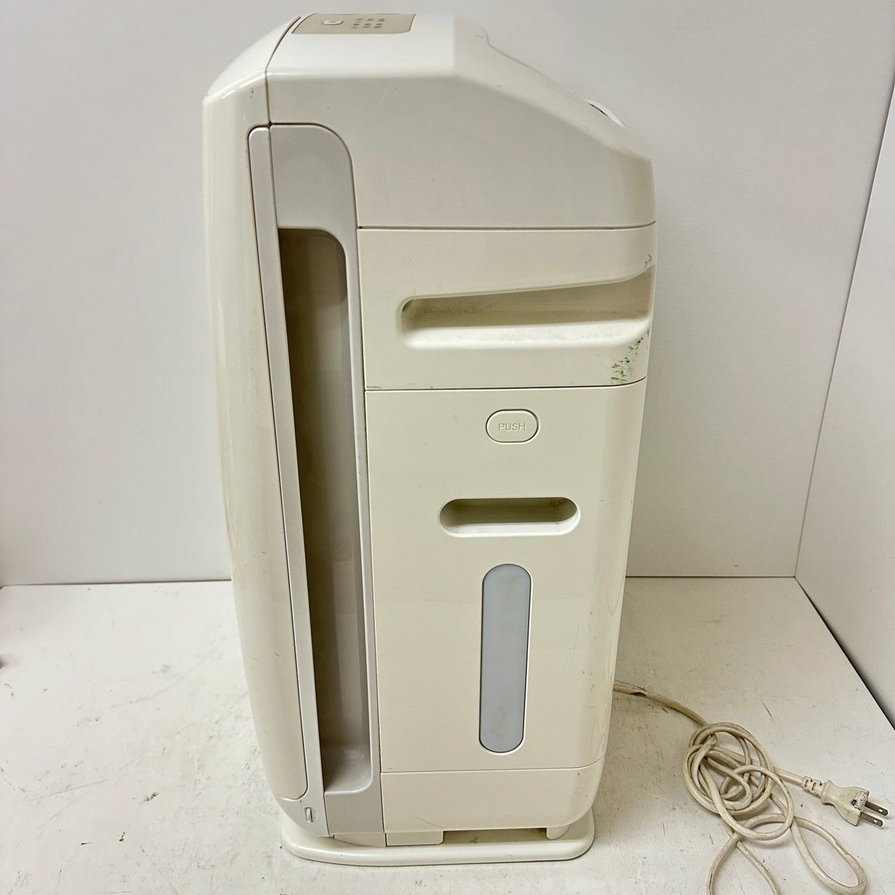 ダイキン 加湿空気清浄機 MCK55NBK-W 12年製 6271 - メルカリ