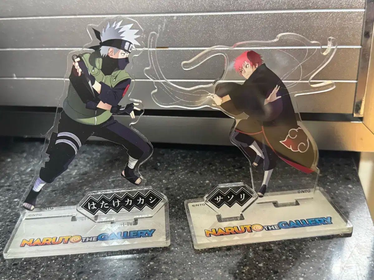 NARUTO サソリ THE GALLERY アクリルスタンド 缶バッジ 他