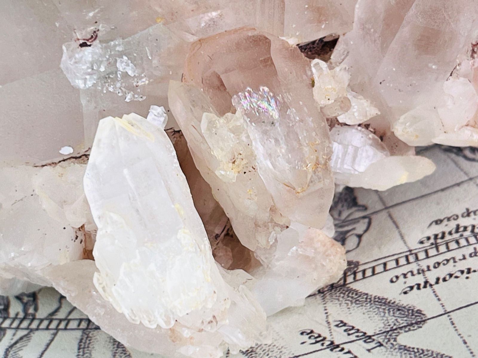 カテドラル ✨ ローズクォーツクラスター 原石ラフストーン