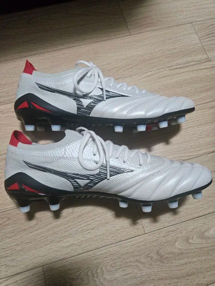 ミズノ モレリアネオ サラ ベータ TF 27.5 MIZUNO ミズノ モレリアネオ