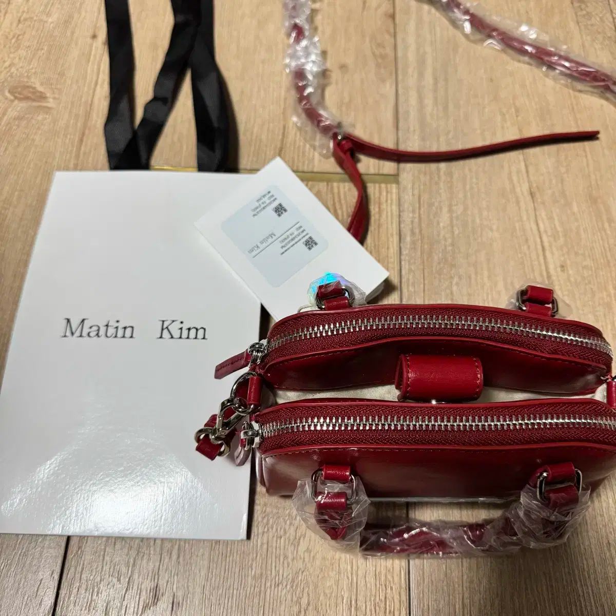 現在です 予約 出荷 商品 *鳥 アイテム* Matin Kim マーティンキム ダブル ファスナー ミニ クロス バッグ