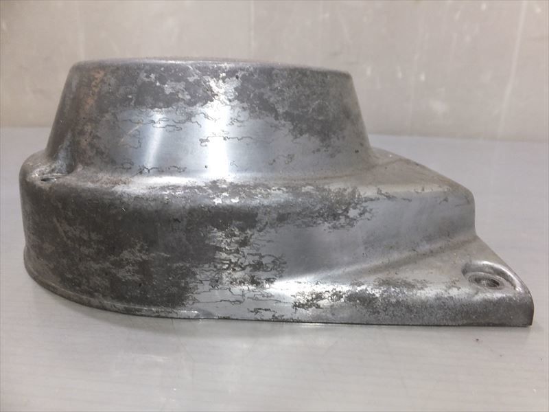 スズキ純正、廃盤、ジェネレータカバー、GT750 SUZUKI GT550 ジェネレーターカバー 当時物 スズキ GT380 GT750 (24