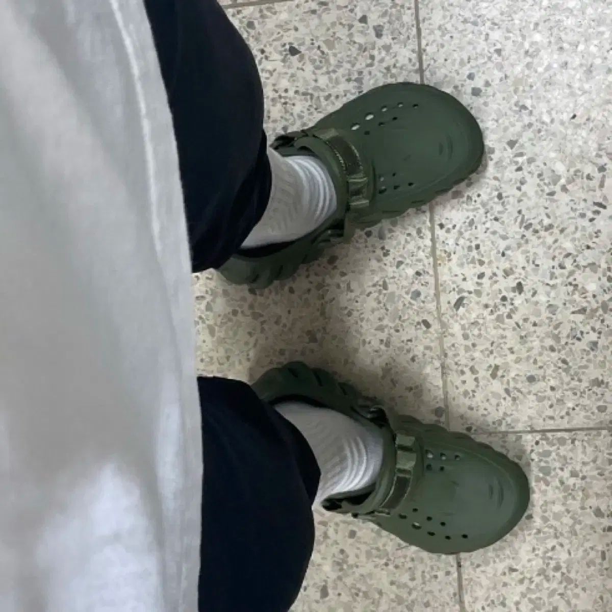 crocs クロックス