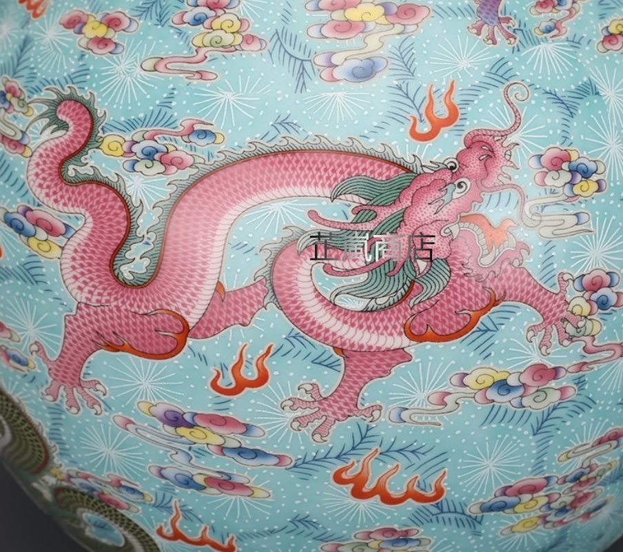 竜紋賞盤 美品 景徳鎮 陶磁器 装飾品 工芸品 美術品 置物 青花に枝を巻き花竜紋賞瓶 景徳鎮 陶磁器 装飾品 現代工芸品