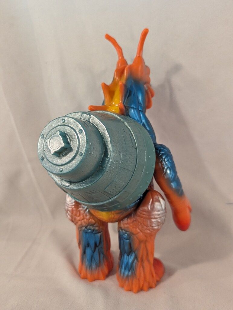 M1号 ブルマァクタイプの怪獣シリーズ ヤドカリン - メルカリ