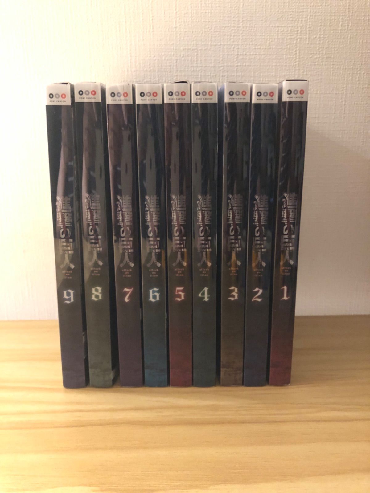 進撃の巨人〈Blu-ray〉 全9巻セット まとめ 61I3tFC7xoL._UF350,350_QL80_.jpg