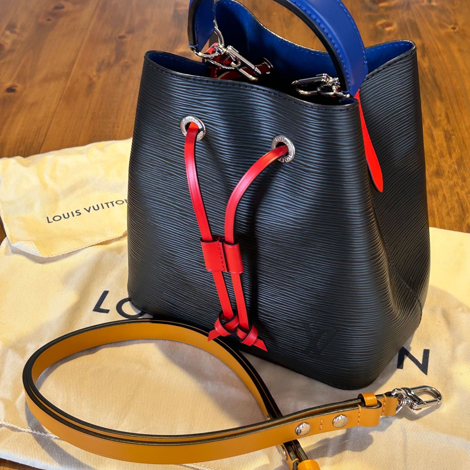 ルイヴィトン ネオノエBB