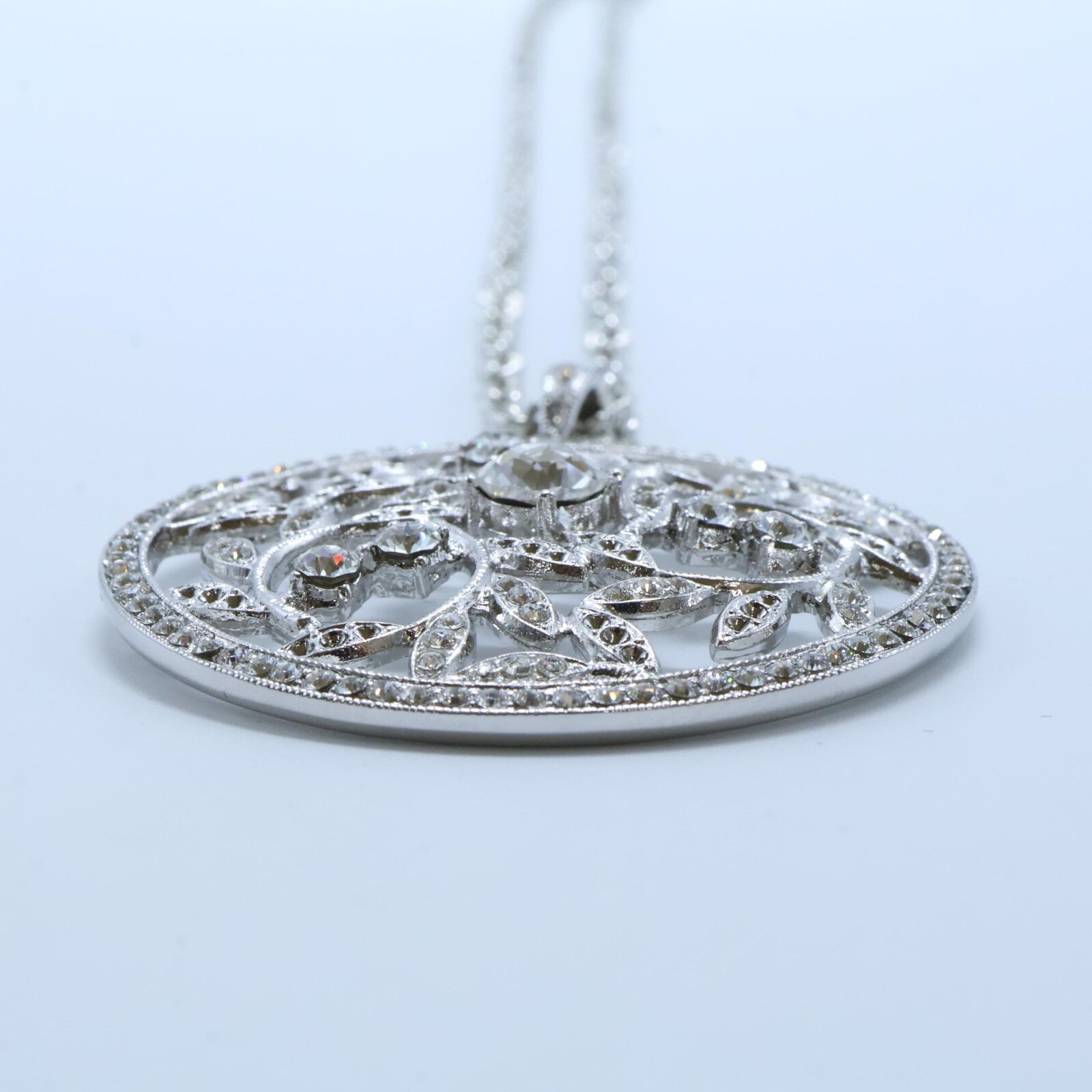 FOXEY フォクシー リーフモチーフ 透かしデザイン ライン