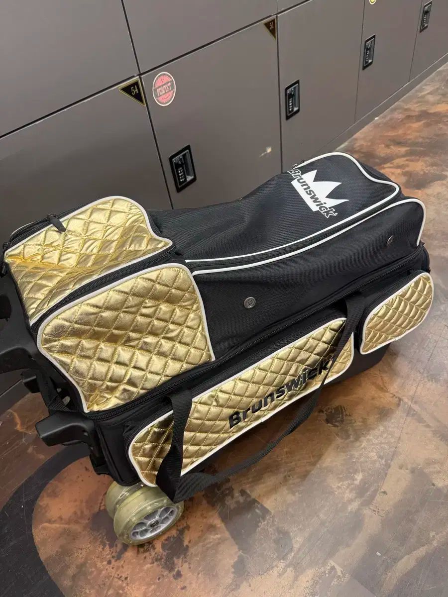 超美品✨ブランズウィックボウリング　3ボールバッグ 超美品✨ブランズウィックボウリング 3ボールバッグ ブランズウィック