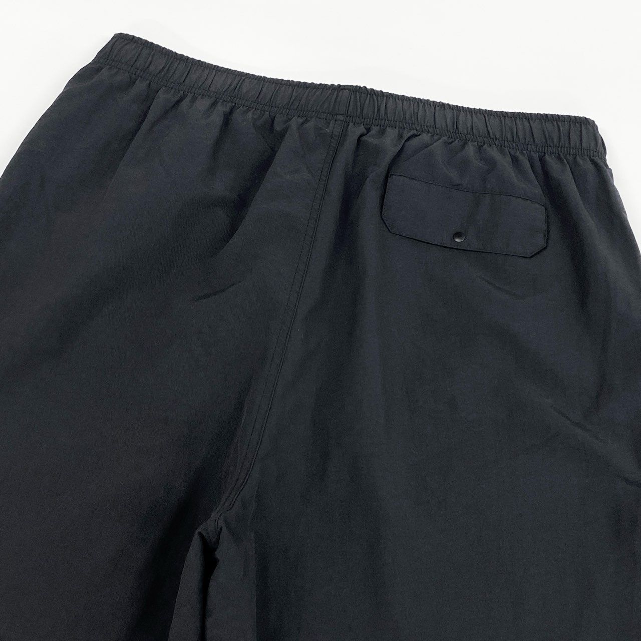 ダークネイビー