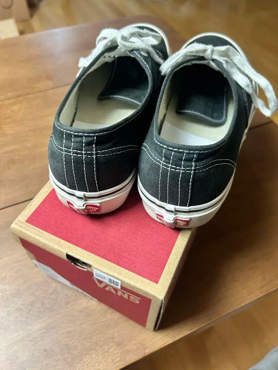 AUTHENTIC（VANS） - 28cm 新品 VANS オーセンティック アナハイム