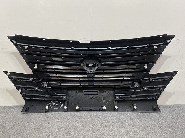 日産 C28セレナ ラジエターグリル セレナ/ハイウェイスター C28/FC28/FNC28 e-POWER/ルキシオン 純正