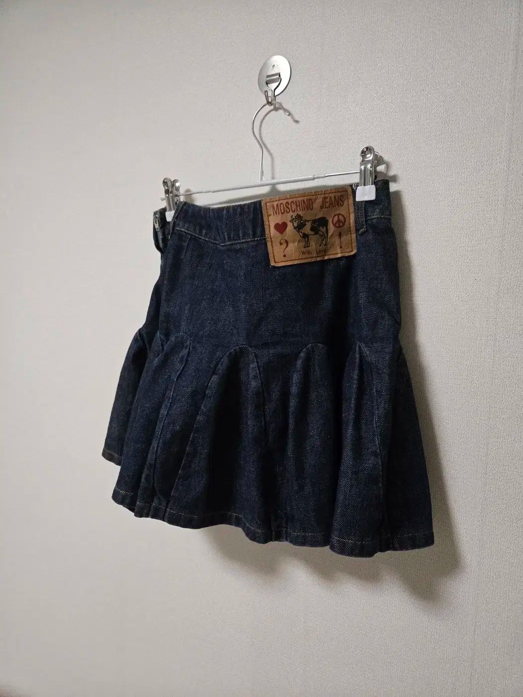 モスキーノ ジーン