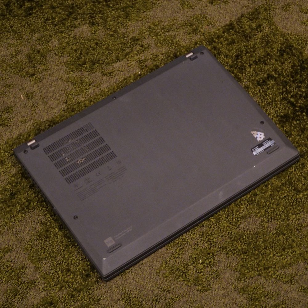 ThinkPad T14s Gen 3 メモリ 16GB / SSD 256GB / 日本語配列 : 5002