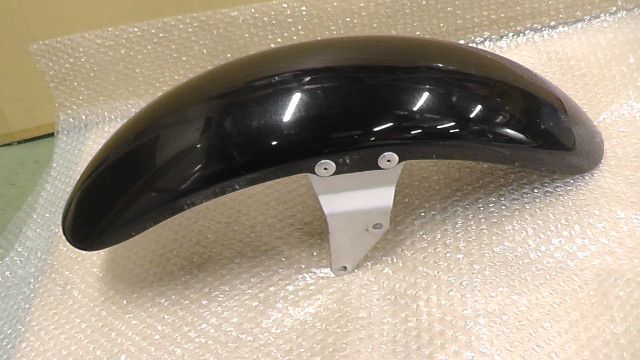 ドラッグスター400 VH01J の フロントフェンダー 1757652886