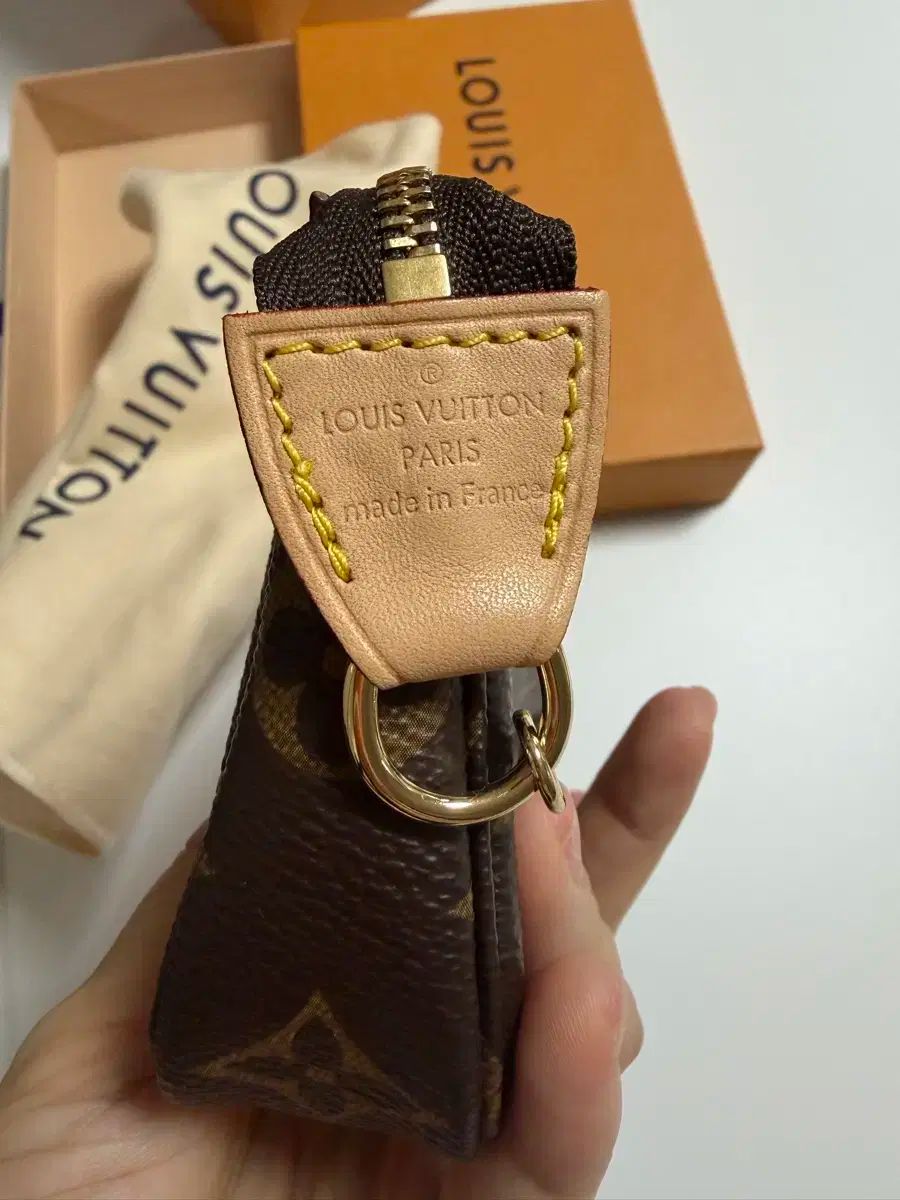 Louis Vuitton ルイヴィトン ミニ ポシェット アクセソワール