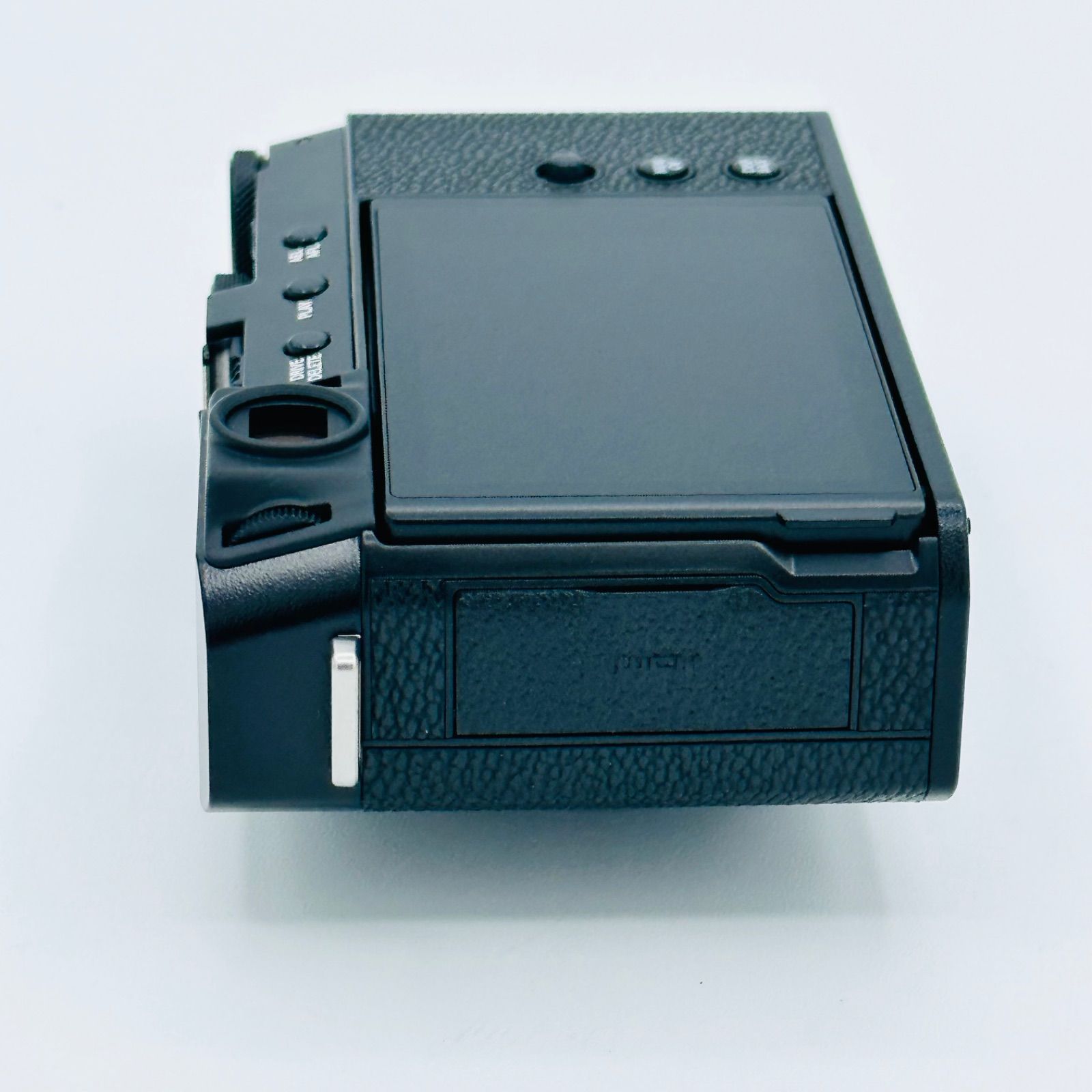 ほぼ新 1ショット】富士フイルム(FUJIFILM) ミラーレスデジタル ほぼ新 1ショット】富士フイルム(FUJIFILM) ミラーレスデジタル
