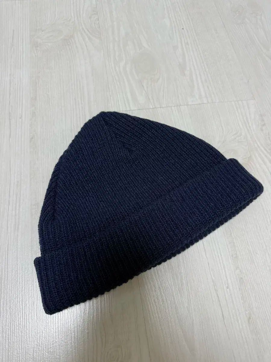 リビレイダーズ ビーニー ネイビー カラー