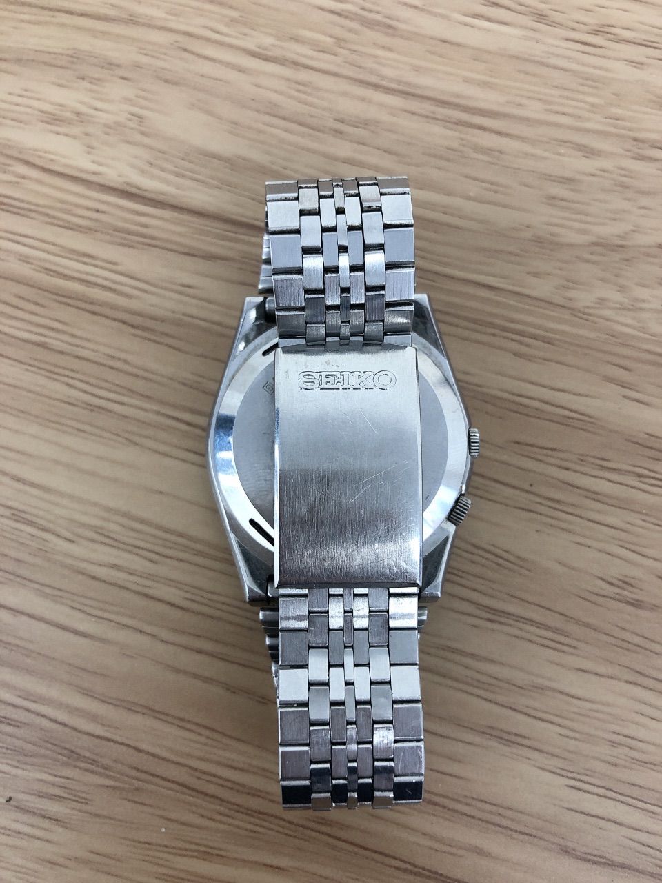 不動品】 セイコー クォーツ 7223-6000 白文字盤 アラーム 不動品】 セイコー クォーツ 7223-6000 白文字盤 アラーム