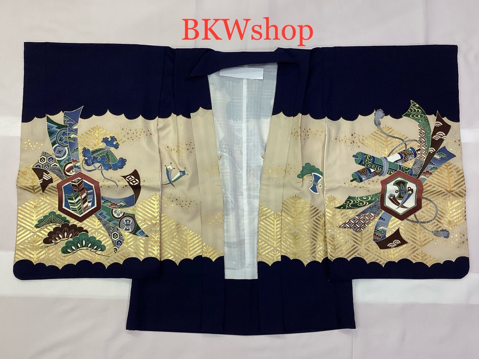 現品限り 品 ３才 羽織 袴 7点セット 羽織 紺地 兜 かぶと 龍柄 着物 紺地 袴 紺 グレー ストライプ 七五三 アンティーク 男の子 着付練習 リメイク 舞台 演劇