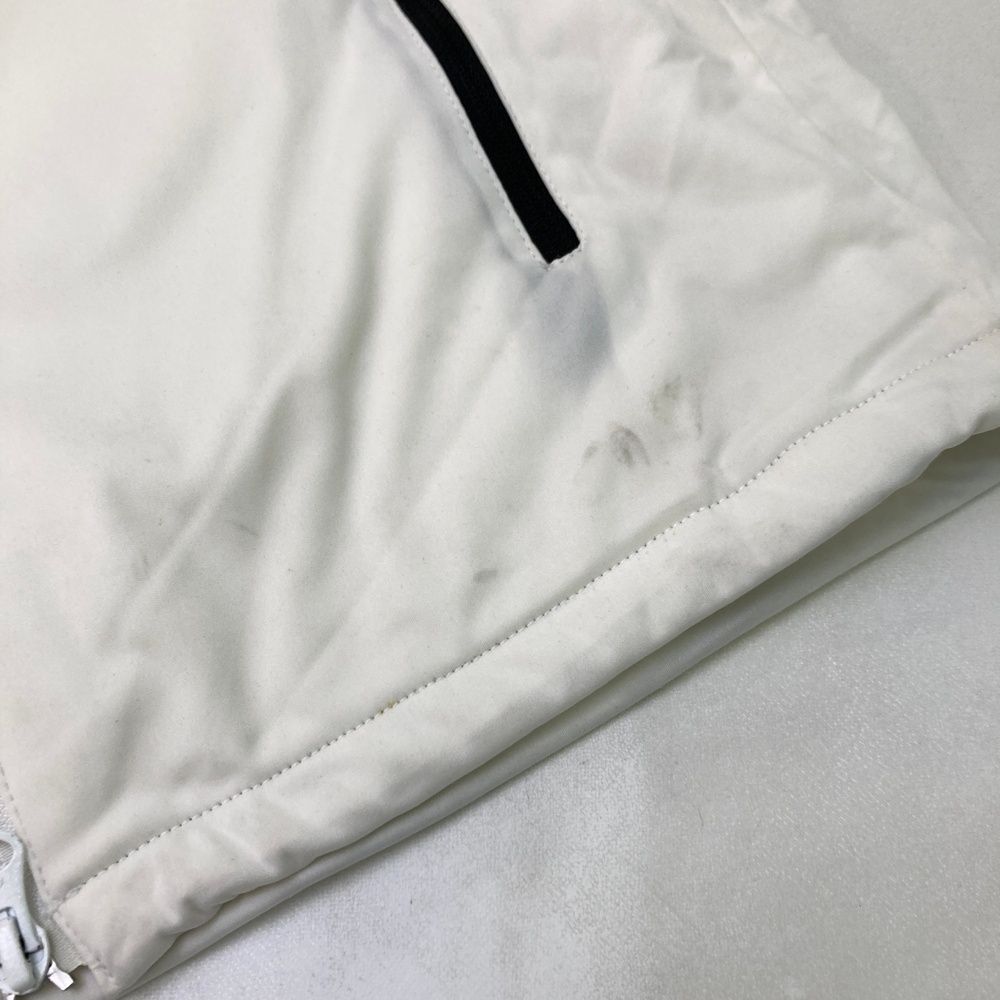 240101515036 ゴルフウェア