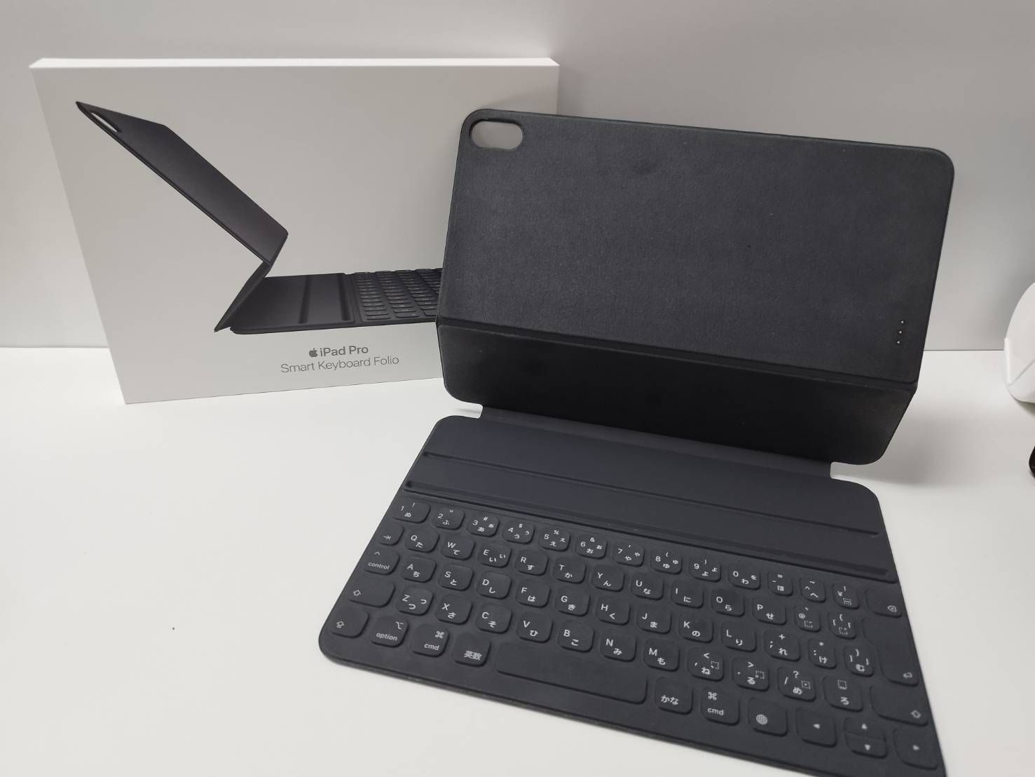 iPadアクセサリー iPad Smart Keyboard Folio A2038 MU8G2J/A Genuine Apple A2038 Smart Keyboard Folio for iPad for sale