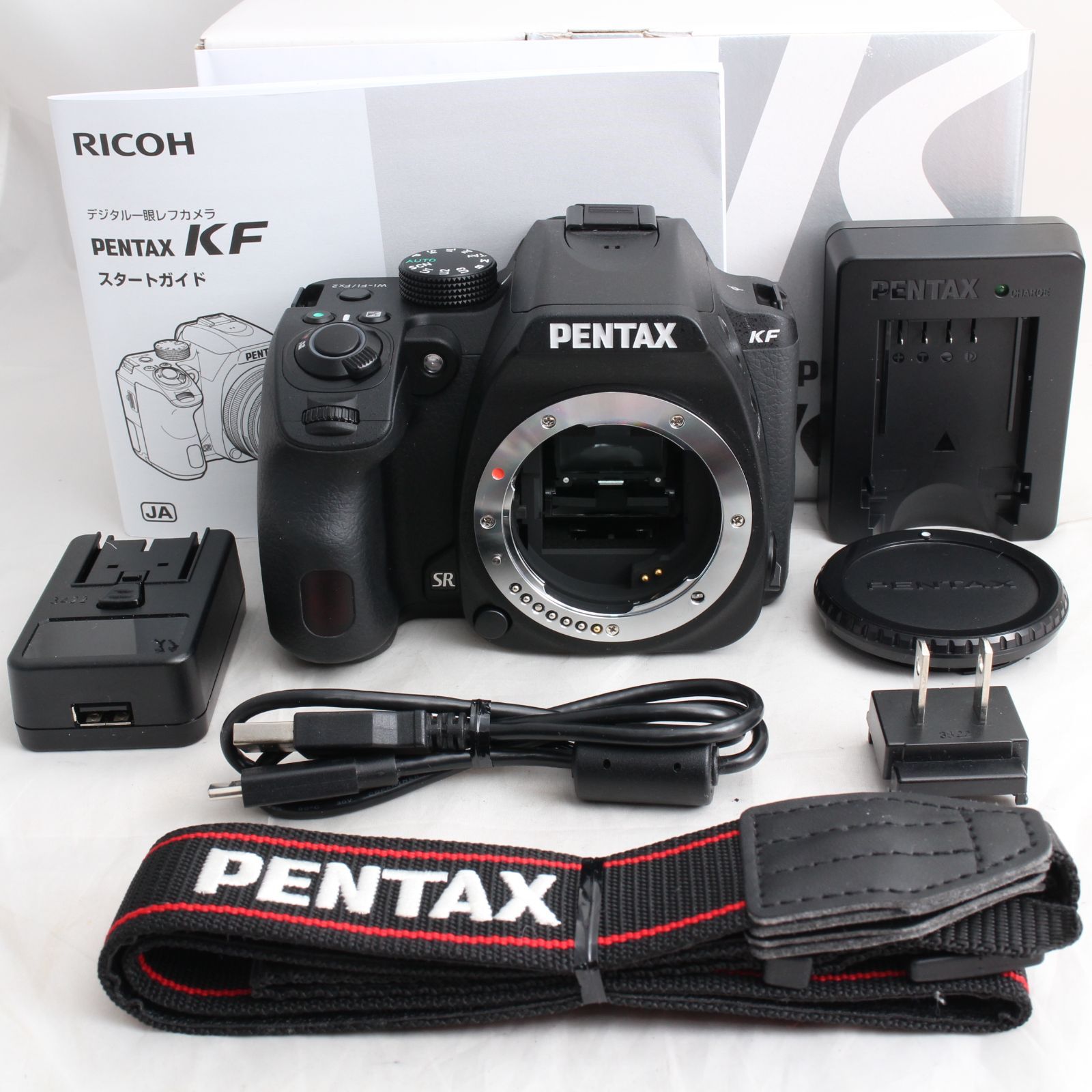 ☆新品級・ショット数139☆ ペンタックス PENTAX KF ボディ ブラック APS-Cデジタル一眼レフカメラ 1182 #2603