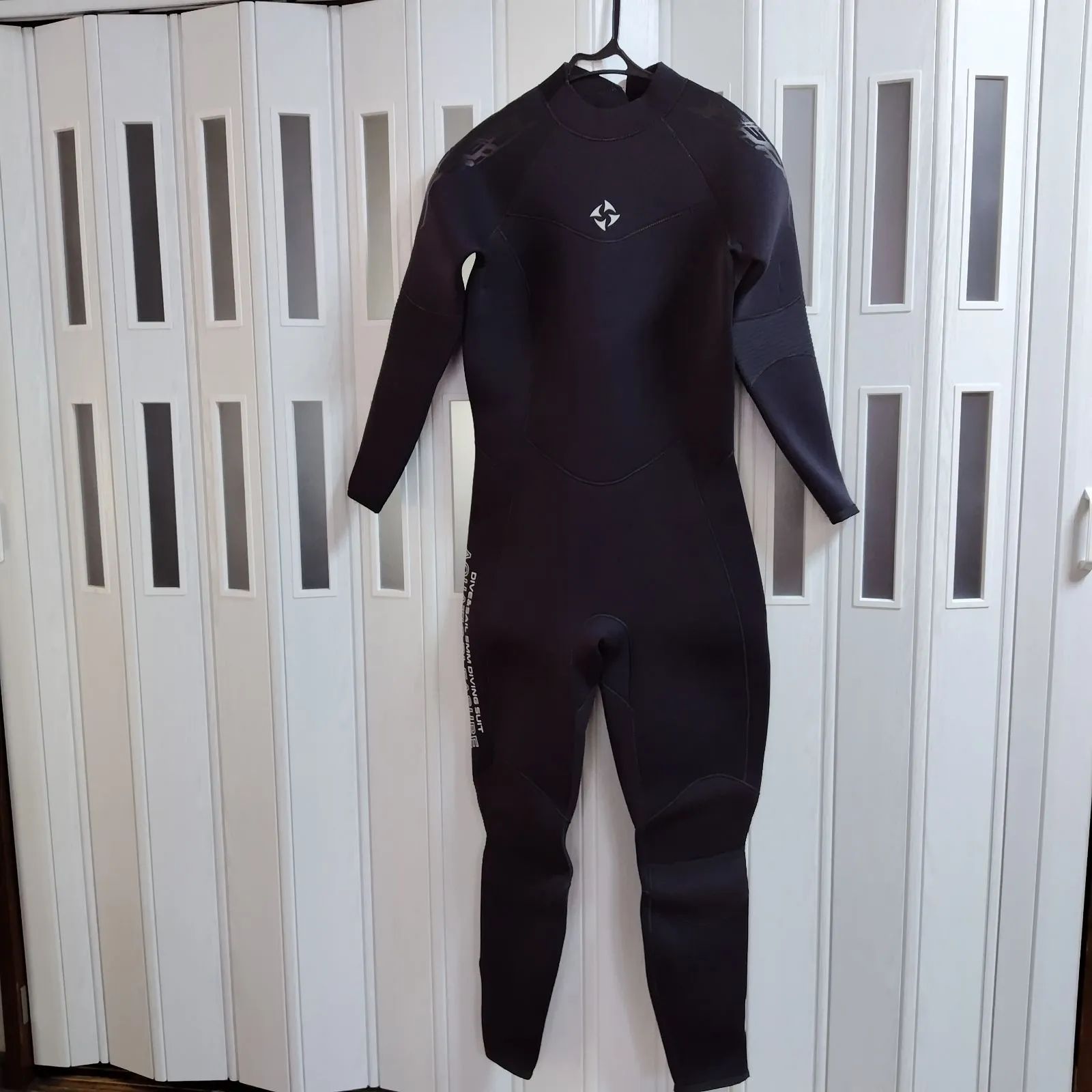 DIVE＆SAIL　ウエットスーツ 5mm