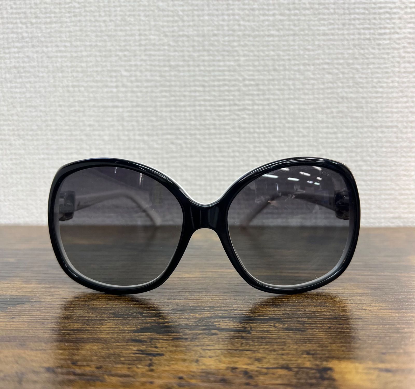 CHANEL シャネル サングラス ブラック/ホワイト ココマーク
