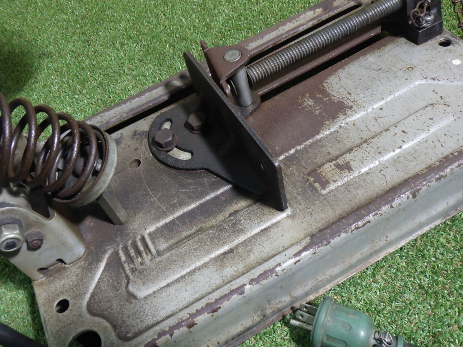 金属材料を高速で切断 マキタ 高速切断機 355mm 2414NB 品 HRDEVELOPMENT_JP