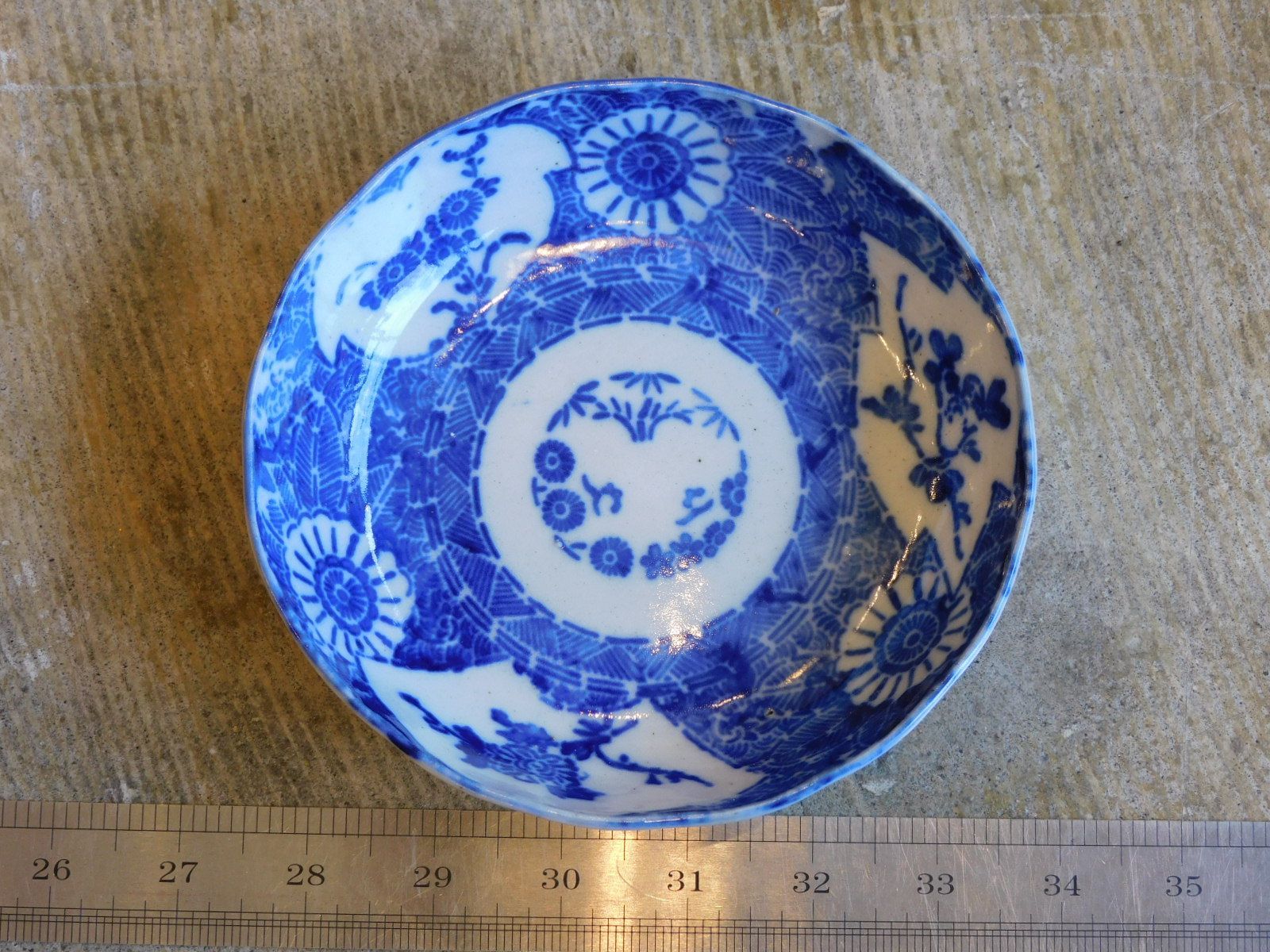 骨董 小皿 まとめ売り 3枚 M-00503 / 赤絵 印判皿 染付皿 和皿 伊万里