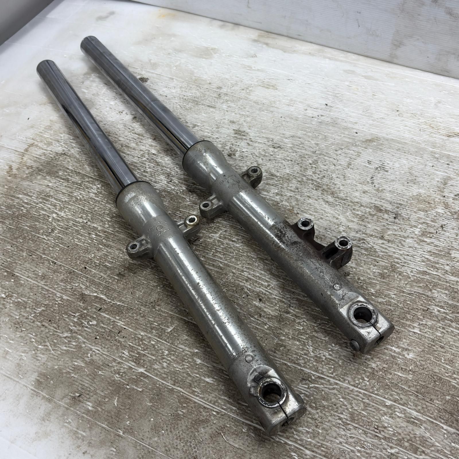 KAWASAKI バリオス2 ZR250B フロントフォーク カワサキ