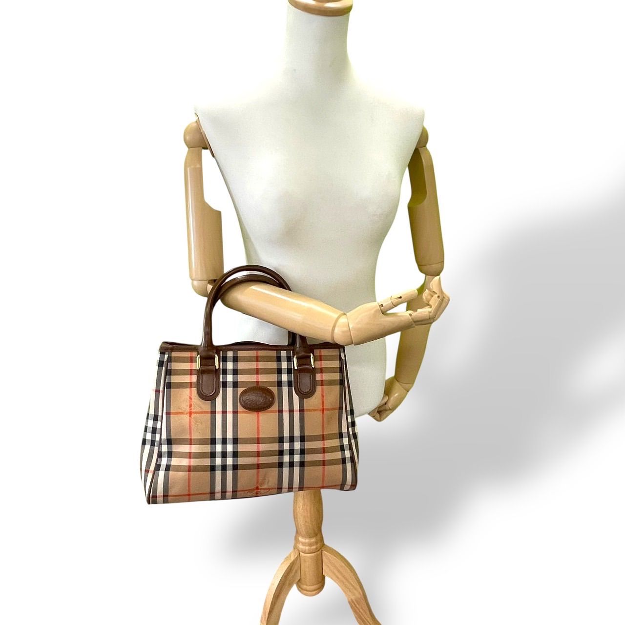 BURBERRY 【新品同様】BURBERRY ハンドバッグ シャドウホース ノバ 